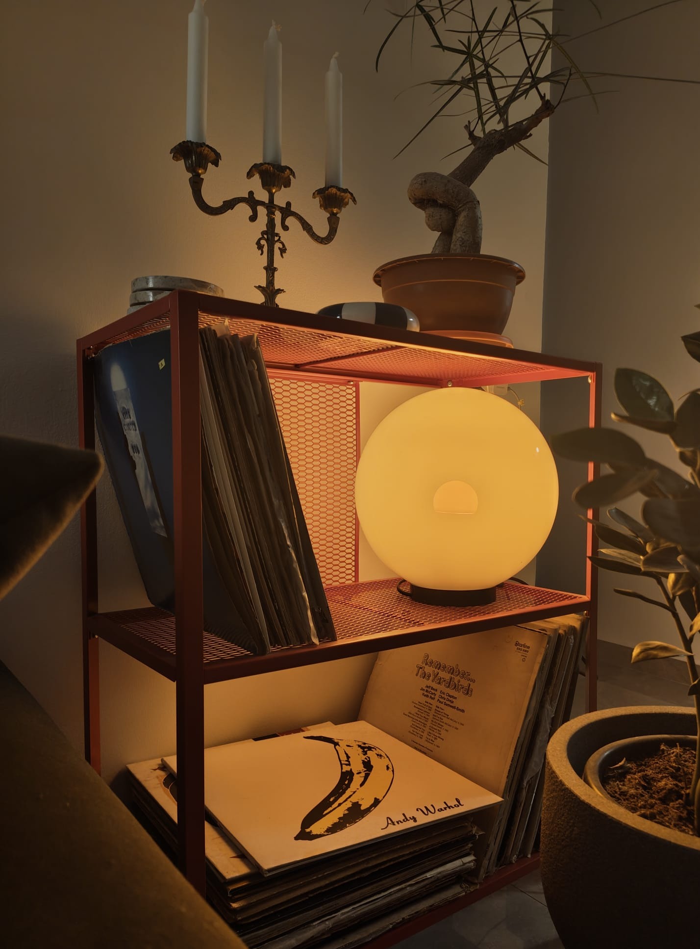 blob lamp - vinyl shelf